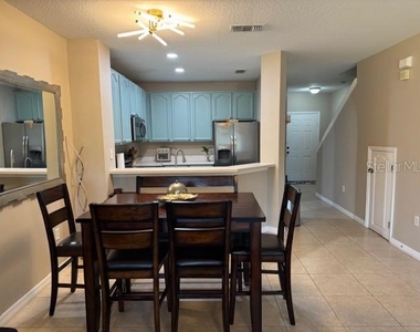 222 Bexley Drive - Photo Thumbnail 5