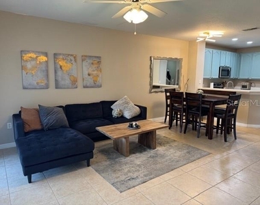 222 Bexley Drive - Photo Thumbnail 3