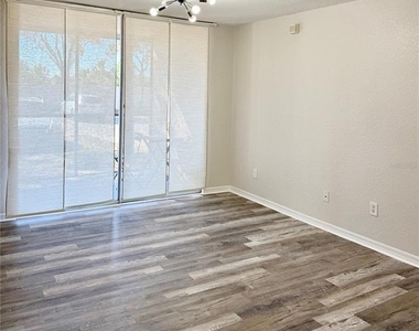 7511 Seurat Street - Photo Thumbnail 6