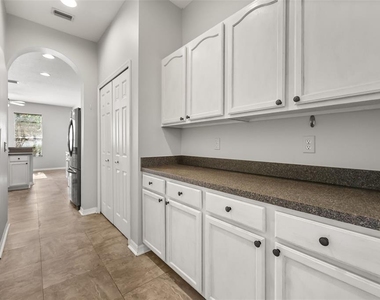 6759 Pasturelands Place - Photo Thumbnail 15