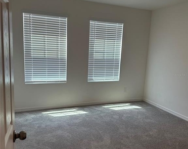 189 Glass Onion Drive - Photo Thumbnail 9