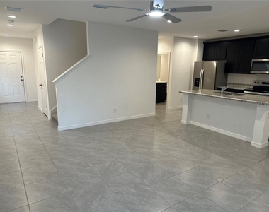 189 Glass Onion Drive - Photo Thumbnail 2