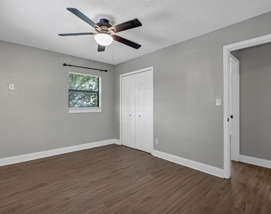 16 Eaton Street - Photo Thumbnail 17
