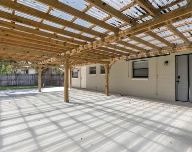 16 Eaton Street - Photo Thumbnail 27