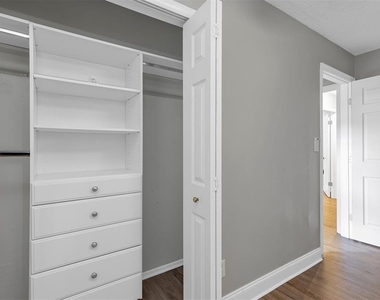 16 Eaton Street - Photo Thumbnail 20