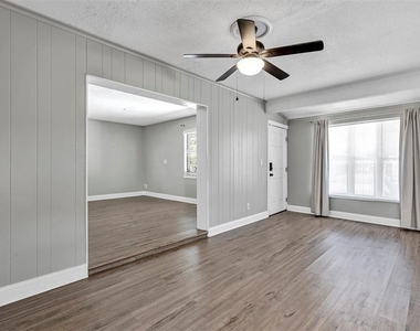 16 Eaton Street - Photo Thumbnail 9