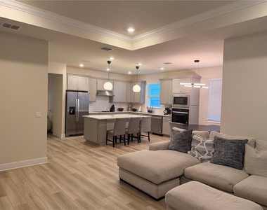 6024 Forest Perch Drive - Photo Thumbnail 3