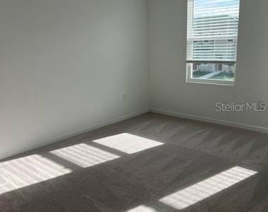 2081 Viewfinder St - Photo Thumbnail 11