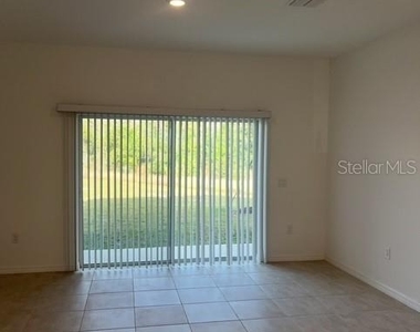 2081 Viewfinder St - Photo Thumbnail 6