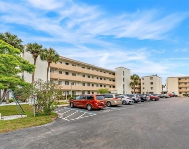 2465 S Washington Avenue - Photo Thumbnail 26