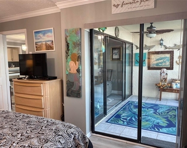 2465 S Washington Avenue - Photo Thumbnail 12