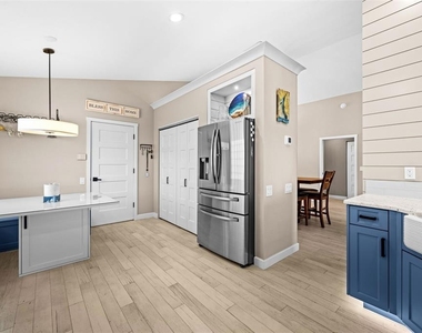 3370 Yonge Avenue - Photo Thumbnail 14