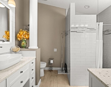 3370 Yonge Avenue - Photo Thumbnail 20