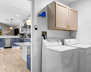3370 Yonge Avenue - Photo Thumbnail 24