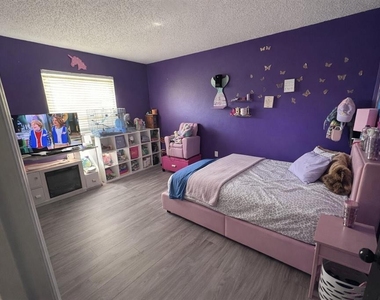 24 Sapphire Way - Photo Thumbnail 12