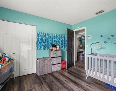 24 Sapphire Way - Photo Thumbnail 10