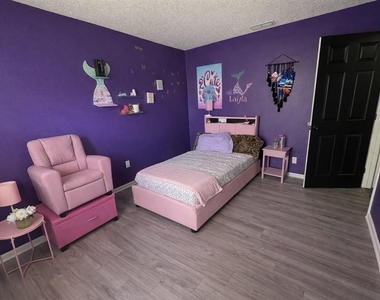 24 Sapphire Way - Photo Thumbnail 11