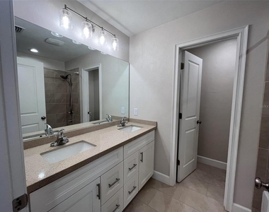 1641 Nw 121st Way - Photo Thumbnail 9