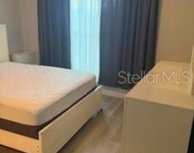 15107 Harbor Vista Circle - Photo Thumbnail 16