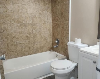 14 Pitt Lane - Photo Thumbnail 6