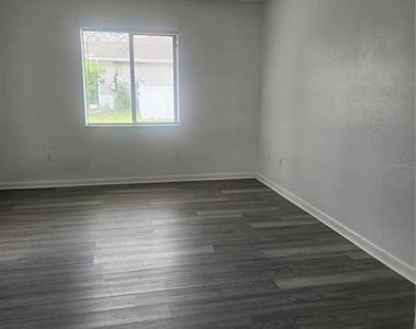 14 Pitt Lane - Photo Thumbnail 7