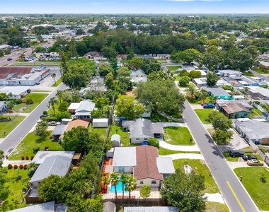 5384 56th Avenue N - Photo Thumbnail 37