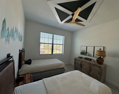 15228 Lyla Terrace - Photo Thumbnail 13