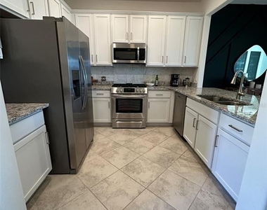 15228 Lyla Terrace - Photo Thumbnail 7