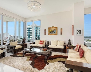 111 S Pineapple Avenue - Photo Thumbnail 10