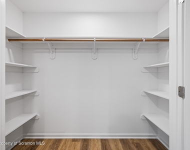 25-36 Zackery Way - Photo Thumbnail 16