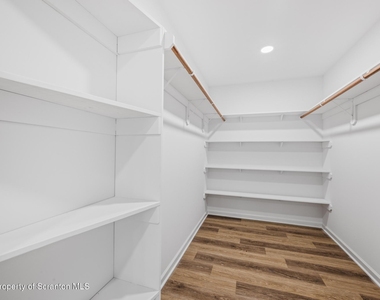 25-36 Zackery Way - Photo Thumbnail 12