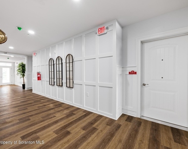 25-36 Zackery Way - Photo Thumbnail 2