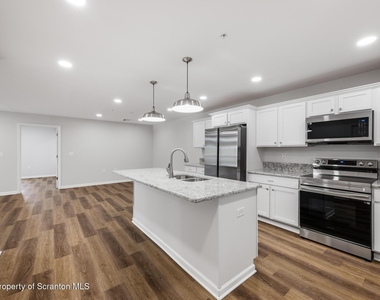 25-36 Zackery Way - Photo Thumbnail 3