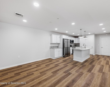 25-36 Zackery Way - Photo Thumbnail 6