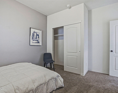 13470 Everingham Street - Photo Thumbnail 11