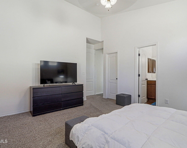 13470 Everingham Street - Photo Thumbnail 20