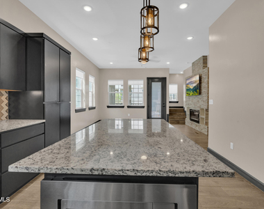 461 Vin Benicarlo Place - Photo Thumbnail 15