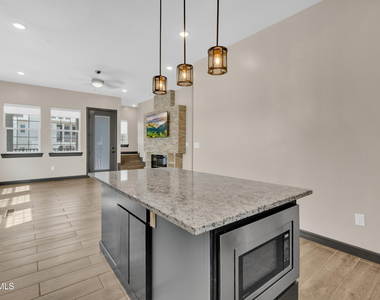 461 Vin Benicarlo Place - Photo Thumbnail 17