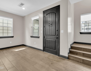 461 Vin Benicarlo Place - Photo Thumbnail 20
