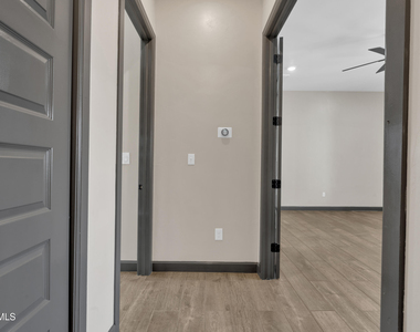 461 Vin Benicarlo Place - Photo Thumbnail 24
