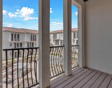 461 Vin Benicarlo Place - Photo Thumbnail 36