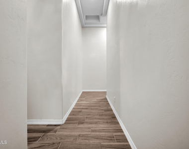 13257 Coldham Street - Photo Thumbnail 12