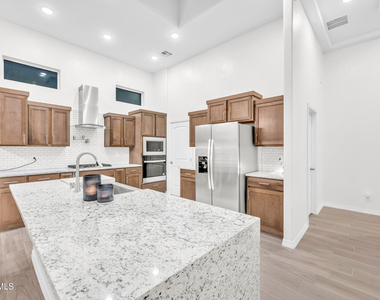 13257 Coldham Street - Photo Thumbnail 26