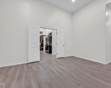 13257 Coldham Street - Photo Thumbnail 21