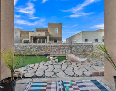 13257 Coldham Street - Photo Thumbnail 10