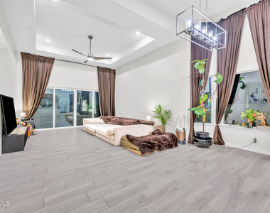 13257 Coldham Street - Photo Thumbnail 32
