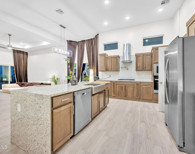 13257 Coldham Street - Photo Thumbnail 23
