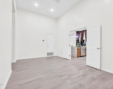 13257 Coldham Street - Photo Thumbnail 22