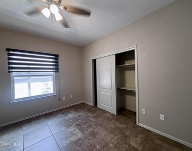 1573 Kenazo Drive - Photo Thumbnail 11