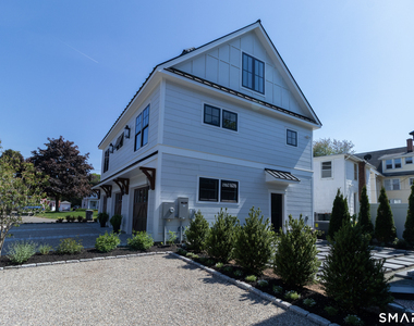 650 Main Street - Photo Thumbnail 4